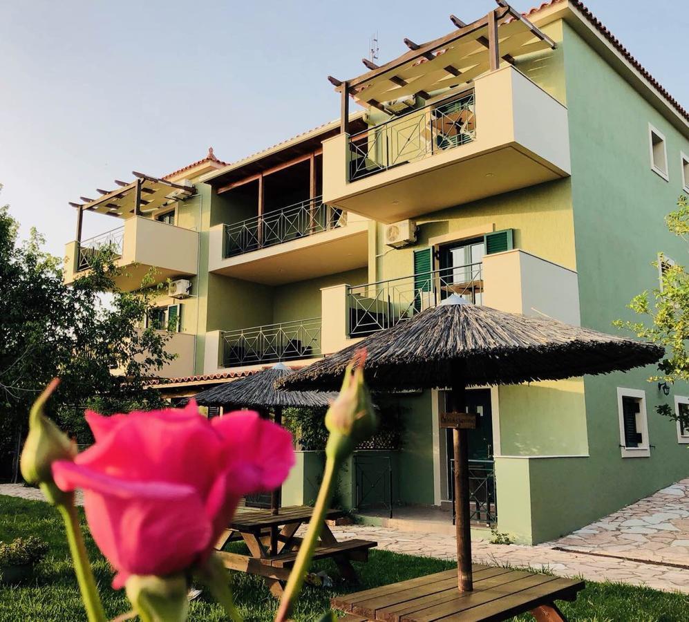 Galini Apartments Трапезаки Екстериор снимка