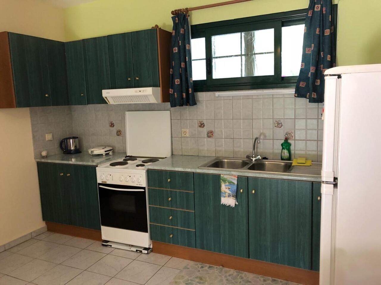 Galini Apartments Трапезаки Екстериор снимка