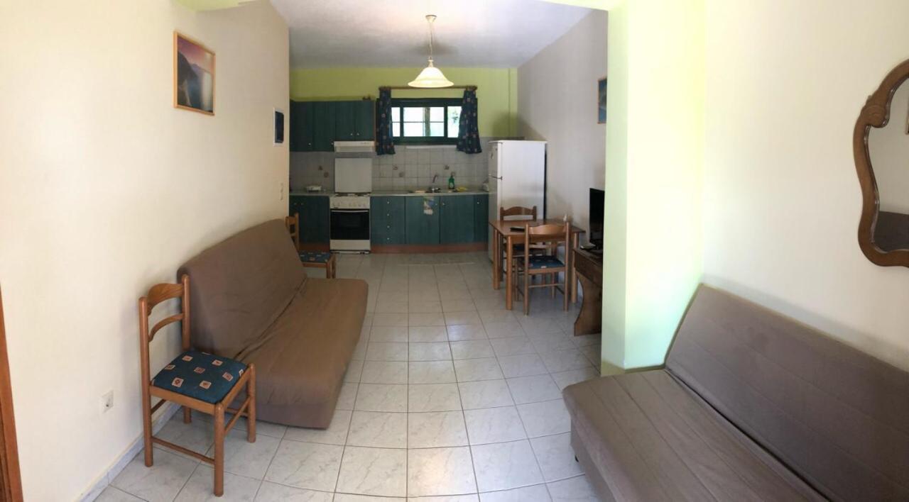 Galini Apartments Трапезаки Екстериор снимка