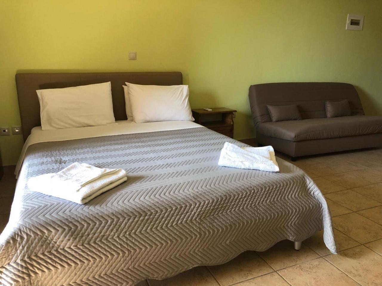 Galini Apartments Трапезаки Екстериор снимка